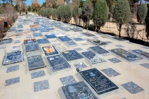 بازداشت عاملان تخریب سنگ های قبر دارالسلام اسلامشهر/ ویدئو 