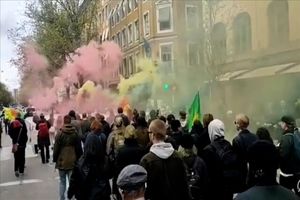تظاهرات حامیان پ‌ک‌ک در سوئد

