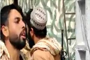 مامور مرزبانی فراجا آزاد شد/ ویدئوی ضرب و شتم او توسط طالبان/ واکنش وزارت کشور