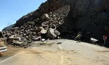 ریزش کوه در یک محور مواصلاتی قربانی گرفت