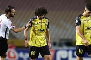 سپاهان با نویدکیا بالاخره برد/ گلگهر مقابل فولاد متوقف شد