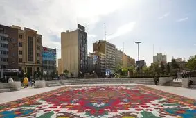 بزرگ‌ ترین فرش ایرانی با شن‌ های رنگی