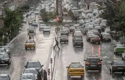 اولین بارش شدید پاییزی در تهران از راه رسید/ ویدئو 