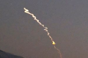 تست موشکی پیشرفته در سمنان/ ماجرای شیء نورانی ناشناس در آسمان کشور چیست؟