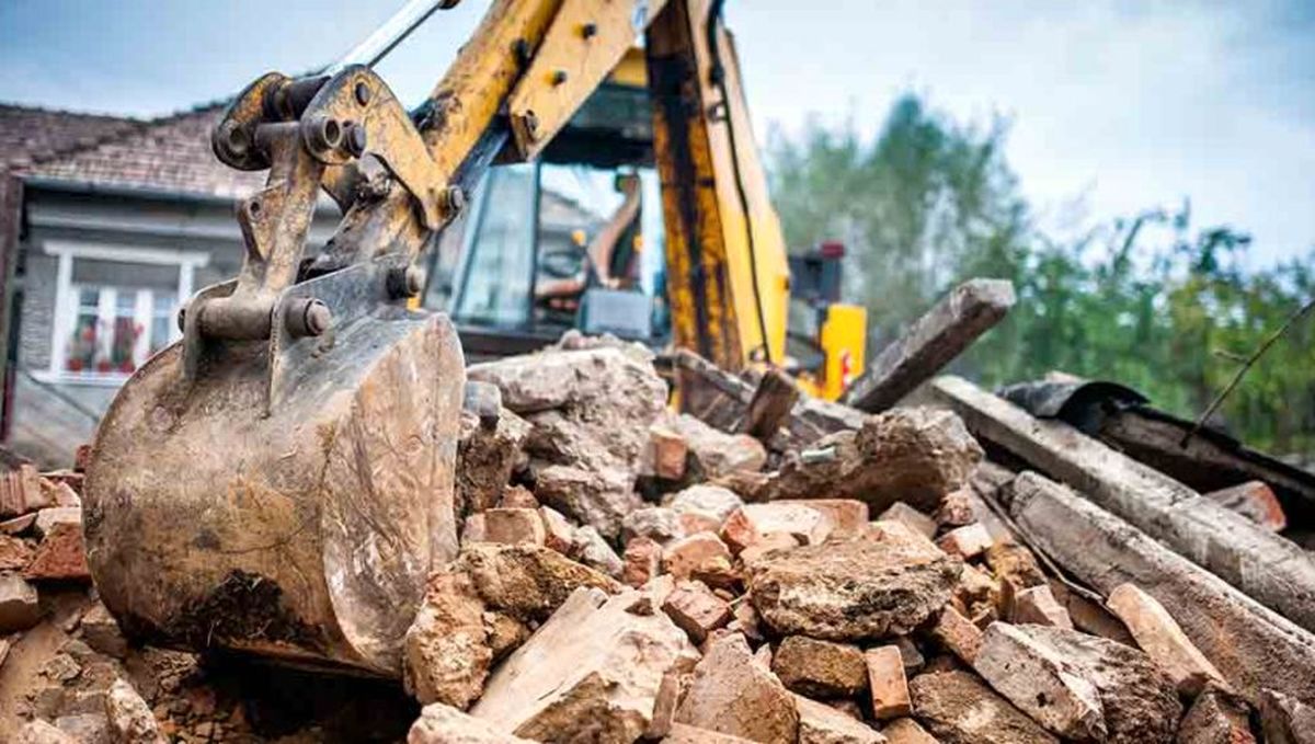 آغاز بازسازی منازل تخریب شده در هرمزگان