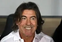 ساپینتو فعلا سرمربی استقلال ماند

