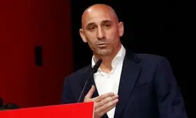 رییس سابق فدراسیون فوتبال اسپانیا در فرودگاه باراخاس دستگیر شد

