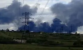  حمله گسترده و بی‌سابقه اوکراین به پایگاه‌های روسیه؛ بیش از ۴۰ بمب‌افکن در آتش سوختند/ حمله مرگبار و بزرگ اوکراین به قطار نظامی نیروهای روسیه/ ویدئو