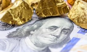 طلا یا دلار ؛ برنده واقعی بازارها کدام است؟