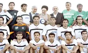 چسباندن سیاست به فوتبال، گره بر باد نیست؟/ در نقد تحلیل‌های فرافوتبالی از فوتبال
