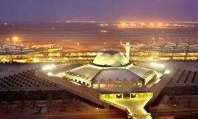 اختلال گسترده در آسمان عربستان پس از شنیده‌شدن صدای انفجارها در ریاض/ تعلیق فعالیت فرودگاه «ملک خالد»