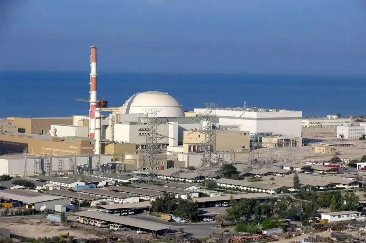 روسیه تقریباً تمام پرسنل خود را از نیروگاه هسته‌ای بوشهر خارج کرد/ از حدود ۶۰۰ پرسنل تنها ۲۰ نفر برای مراقبت از تجهیزات در آنجا خواهند ماند