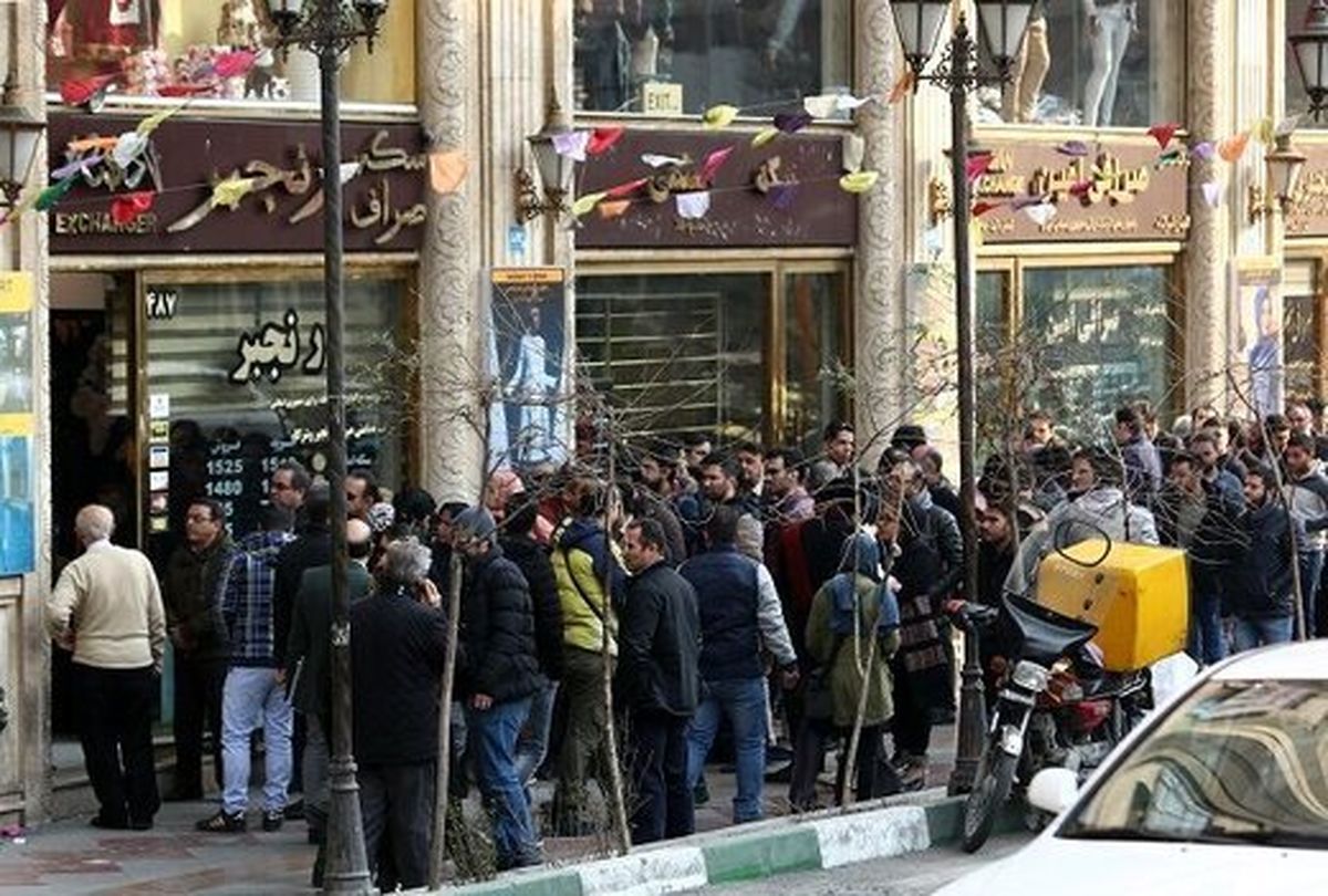 ربع سکه، فلز جان سخت شد/ راز خرد یک دلاری و دو دلاری در بازار