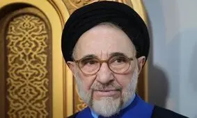 تصویر تازه از سیدمحمد خاتمی؛ انتشار فریم جدید رئیس دولت اصلاحات با عصا
