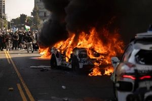  ترامپ: اعزام گارد ملی تصمیمی عالی بود/ اگر این کار را نکرده بودیم، لس آنجلس کاملا نابود می شد

