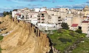 رانش زمین، شهر سیسیل را بر لبه پرتگاه قرار داد+عکس
