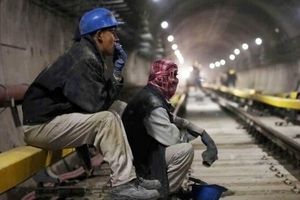 ادعای یک مقام کارگری؛ ایران جزو ۱۰ کشور آخر از نظر دستمزد کارگران است 