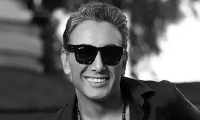 اجرای آهنگ «ای ایران» توسط شادمهر عقیلی و دخترش با ویولن/ ویدئو