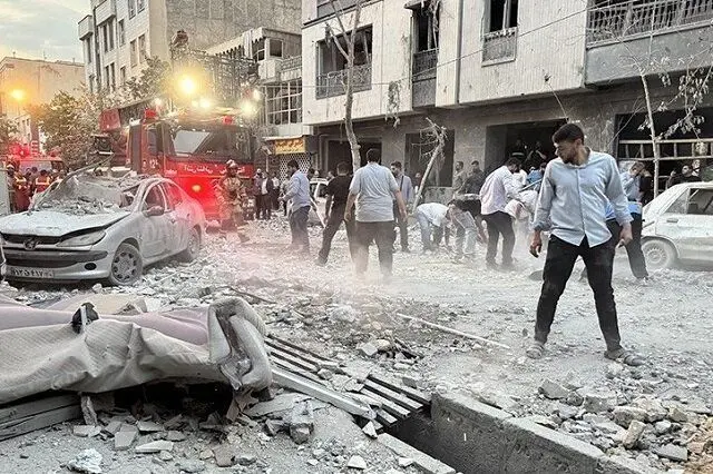  ۴ اشتباه کشنده در لحظه حمله هوایی و انفجار؛ چگونه از خود محافظت کنیم؟/ تا زمانی که پایان خطر اعلام نشده، ماندن در فضای باز اکیداً ممنوع