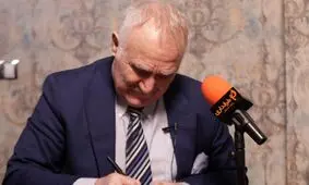 انتقاد پیشکسوت پرسپولیس از مدیران؛ آبروی ۵۰ میلیون هوادار به بازی گرفته شد!