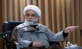 بازدید دبیر شورای عالی حوزه‌های علمیه از سایت هسته‌ای فردو

