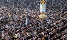 اقامه نماز عید سعید فطر در حرم مطهر رضوی/ ویدئو