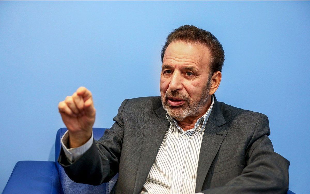 واعظی: ناطق نوری رفیق است، و زنگنه باهوش