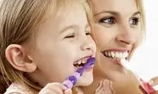 مهم‌ترین عامل تفاوت خمیردندان کودک و بزرگسال در چیست؟