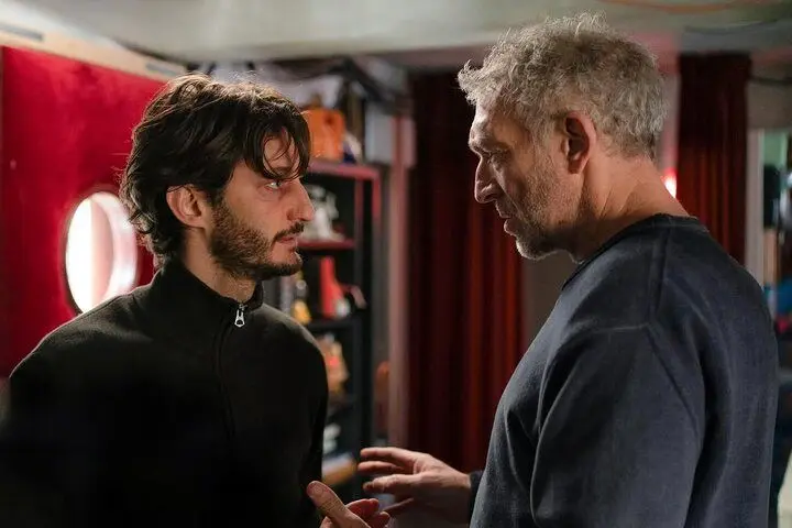 انتشار تصاویر و خلاصه داستان رسمی فیلم اصغرفرهادی