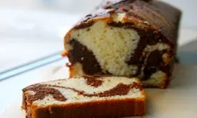 طرز تهیه کیک با آرد سنگک و ماست