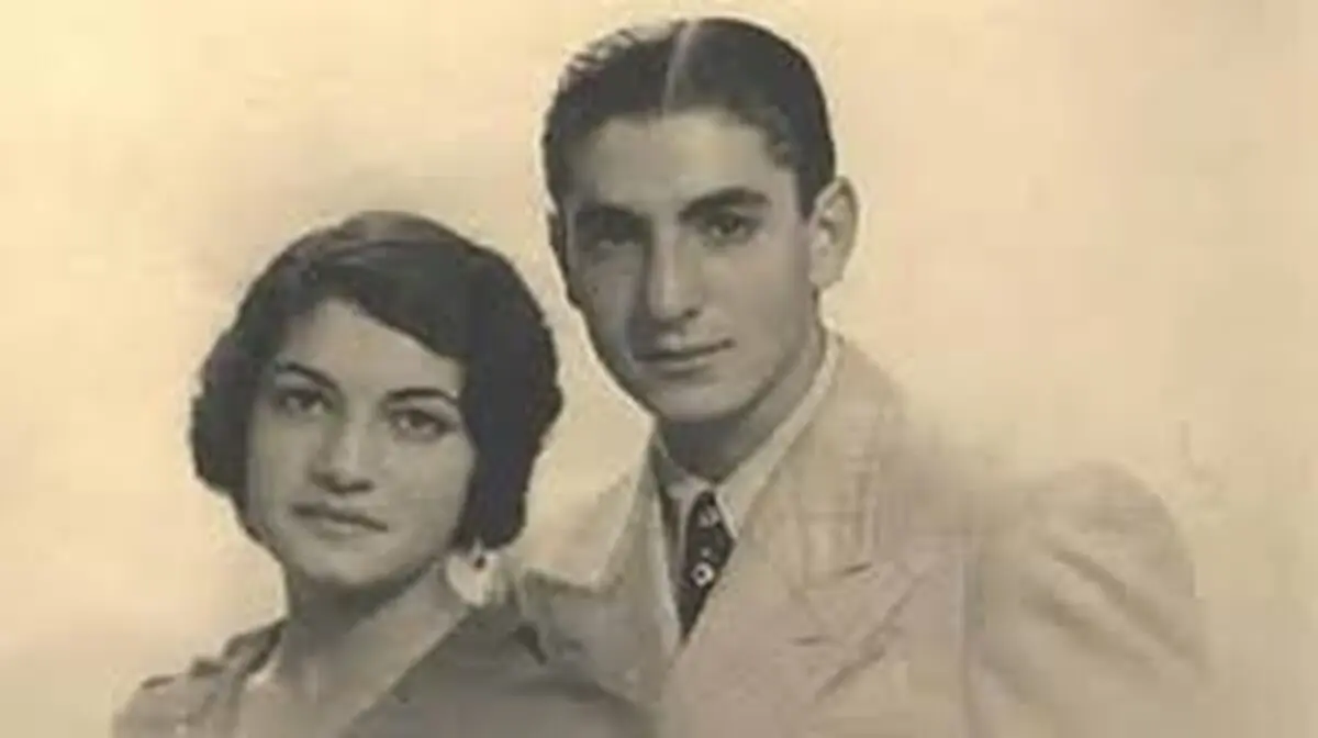 سفر در زمان؛ «اشرف پهلوی در حال قدم زدن با برادر دوقلویش»؛ دهه 40 