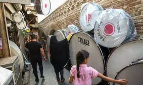 گرانی در بازار لوازم عزاداری محرم؛ زنجیر 3 میلیون و علم 80 میلیون تومان!