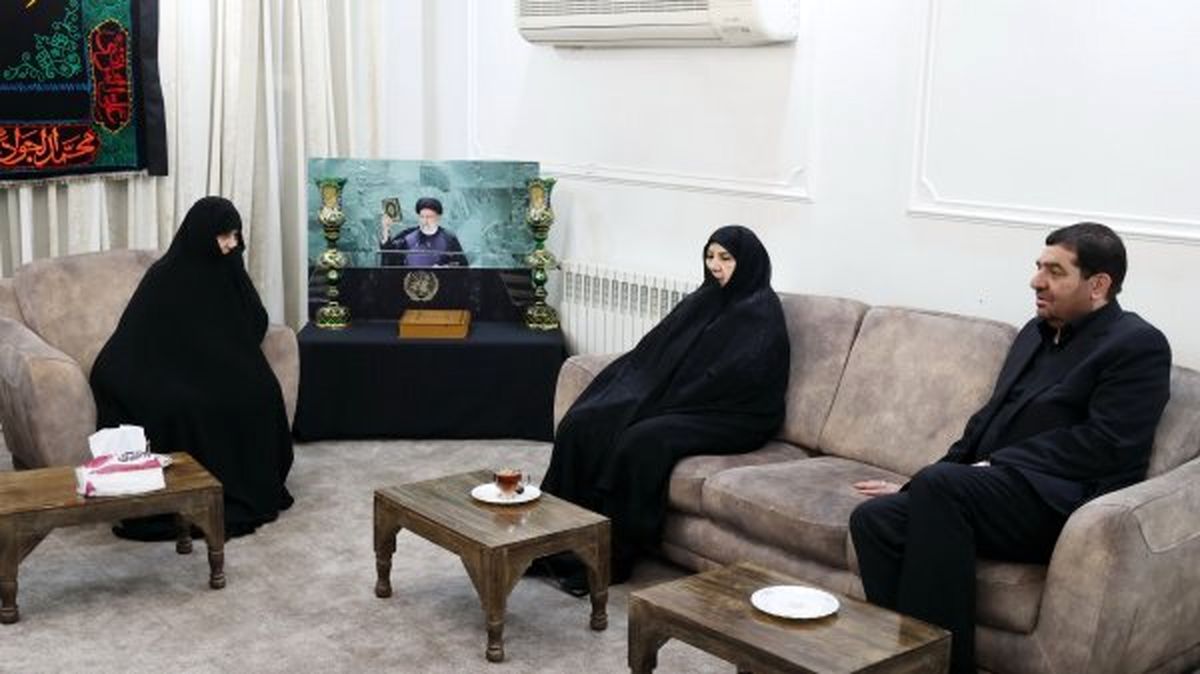 مخبر: شهید رئیسی برای گره‌گشایی از مشکلات کشور شب از روز نمی‌شناخت

