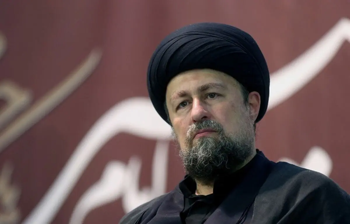 سفر سید حسن خمینی به مشهد برای شرکت در مراسم تشییع و تدفین رهبر شهید

