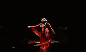 تب ترندها باید در تئاتر مطرح شود/ نوجوان امروزی بدون منطق حرفی نمی‌پذیرد