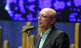 فروش املاک دانشگاه‌ها برای پرداخت حقوق، خط قرمز من است