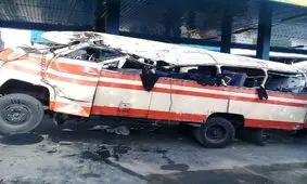 واژگونی اتوبوس در دوراهی زالی- نورآباد ۱۸ مصدوم بر جای گذاشت