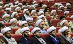  امام معتقد بود روحانیت در کار اجرایی دخالت نکند، شما امور روانشناسی را هم به روحانیون می دهید؟

