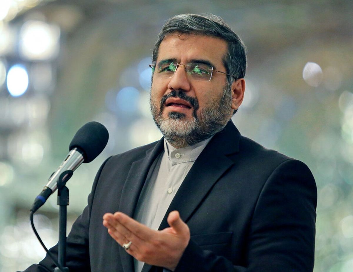  مشکل این است که مجوز می‌دهیم اما یک چیز دیگری ساخته می‌شود/ مخالف اعمال محدودیت‌ های غیرقانونی هستم اما سازندگان هم باید رعایت کنند