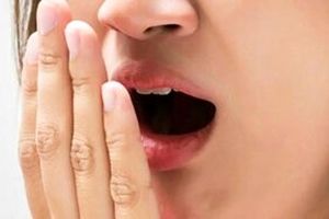 دلیل سوزش دهان و زبان چیست؟