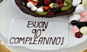 ارتش آمریکا پس از ۷۰ سال کیک دزدیده شده را بازگرداند/ ویدئو
