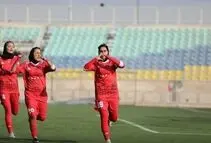 غیبت خانم گل فوتبال ایران در تمرین پرسپولیس؛ پای استقلال در میان است؟