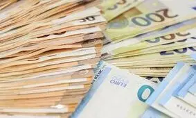 توقف معاملات دلار و یورو در بازار متشکل‌