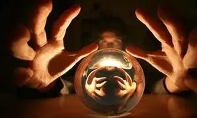 دردسر زن آینه‌ بین برای عروس خانم تهرانی