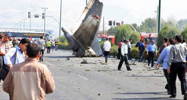 سقوط هواپیمای مسافربری در خیابان‌ غرب تهران؟!