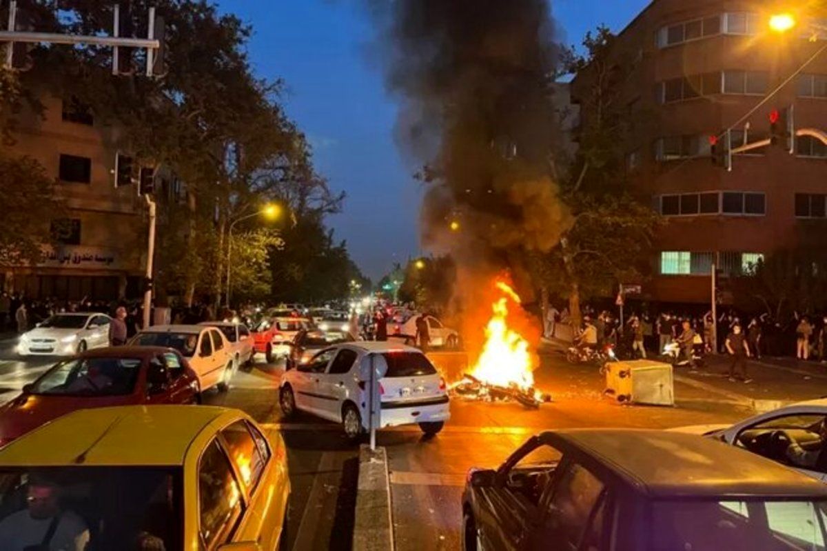 دستگیری ۱۵۵ نفر در حوادث اخیر سمنان/ ۲۶ نفر خانم بودند/ پلیس: افراد صحنه‌ گردان‌ های ناآرامی‌ها بودند