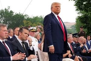ترامپ: حمله به ایران باید رخ می‌داد تا شاید آنها بتوانند سریع‌تر به توافق برسند/ پوتین آماده میانجیگری است/ هیچ ضرب‌الاجلی برای بازگشت ایران به مذاکرات هسته‌ای وجود ندارد/ تا این لحظه وارد جنگ اسرائیل و ایران نشده‌ایم
