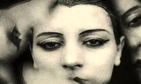 آذر فخر بازیگر تئاتر در ۸۳ سالگی درگذشت

