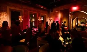 پشت دروازه‌های یک دنیای خصوصی فقط برای ثروتمندان نیویورکی‌