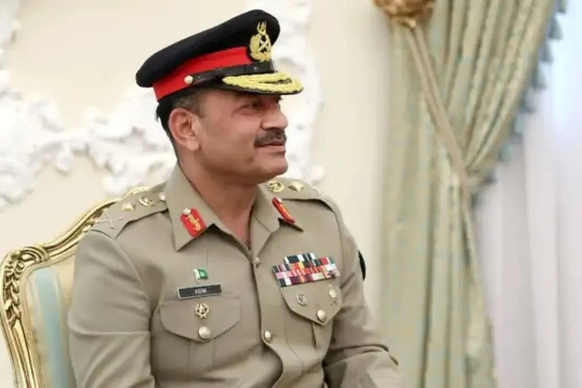 فرمانده ارتش پاکستان عازم ایران شد